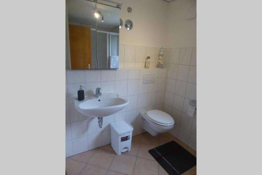 Wunderschöne komplett neu eingerichtete Wohnung Emmerthal Exterior foto