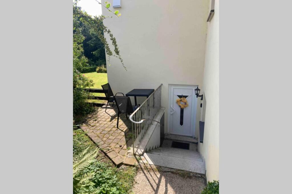 Wunderschöne komplett neu eingerichtete Wohnung Emmerthal Exterior foto